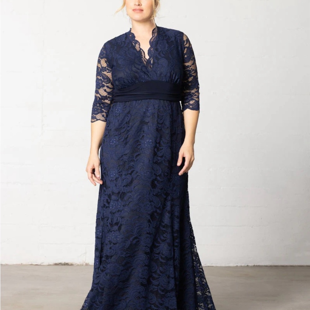 Kiyonna Navy Blue Screen Siren Lace Evening Gown